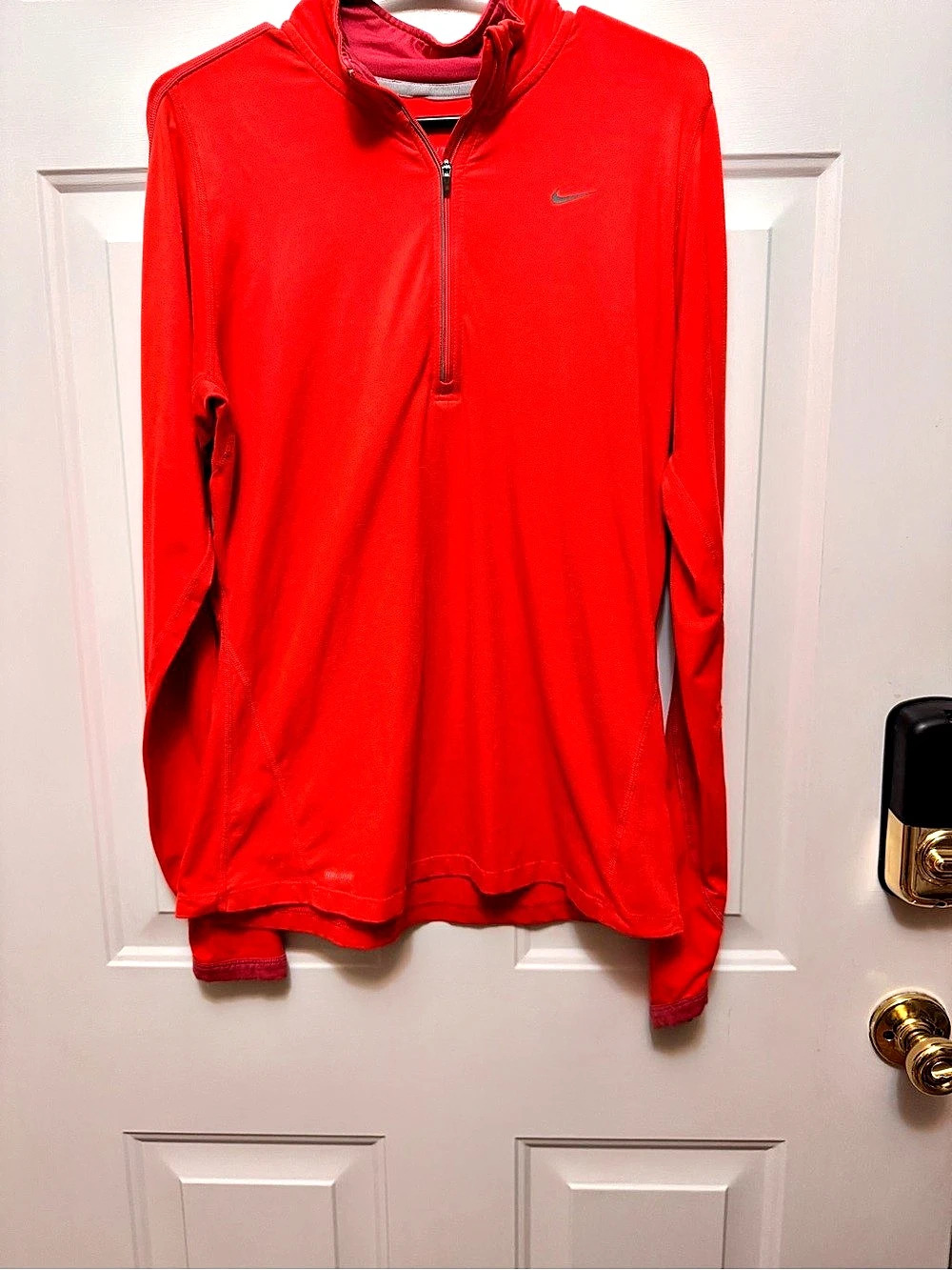 Nike Dri-FIT Long Sleeve Pullover Red Size Medium